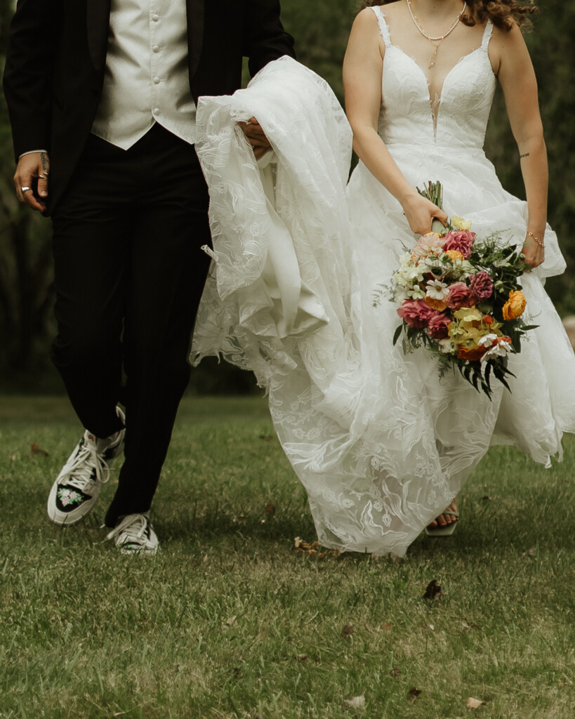 Grace & Cohlby, photo 2