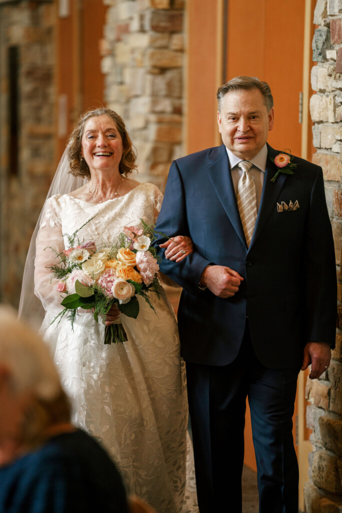 Sandy & Tom, photo 1