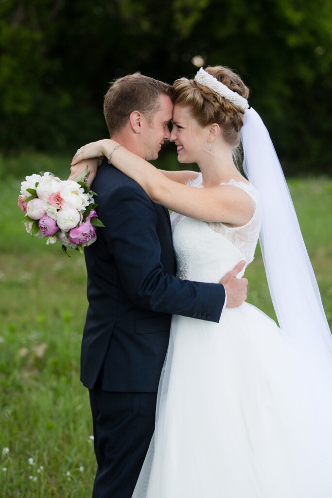 Sarah & Scott, photo 1