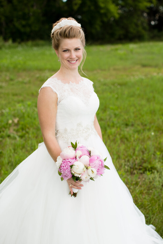 Sarah & Scott, photo 2